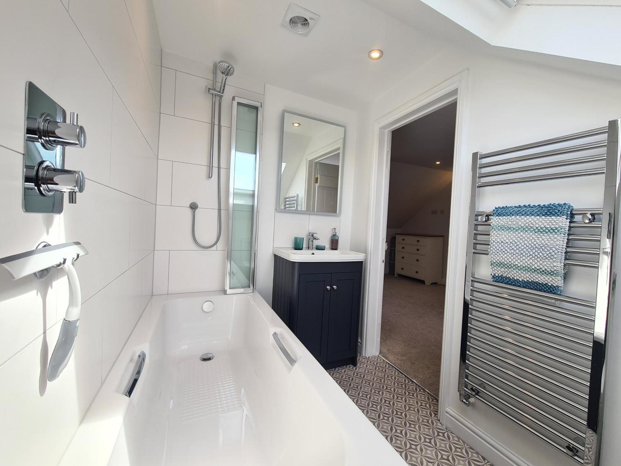 The Hideaway - Luxury Townhouse Villa แวร์แรม ภายนอก รูปภาพ