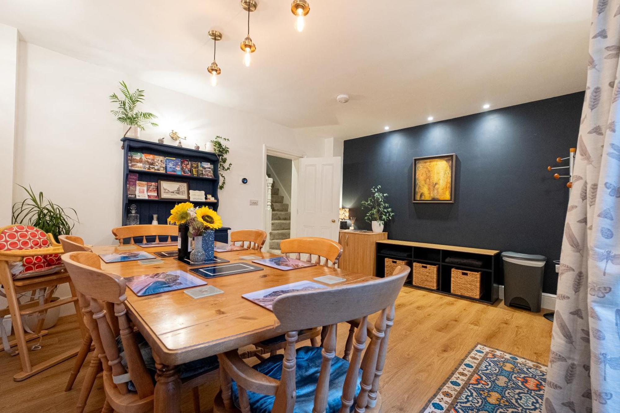 The Hideaway - Luxury Townhouse Villa แวร์แรม ภายนอก รูปภาพ