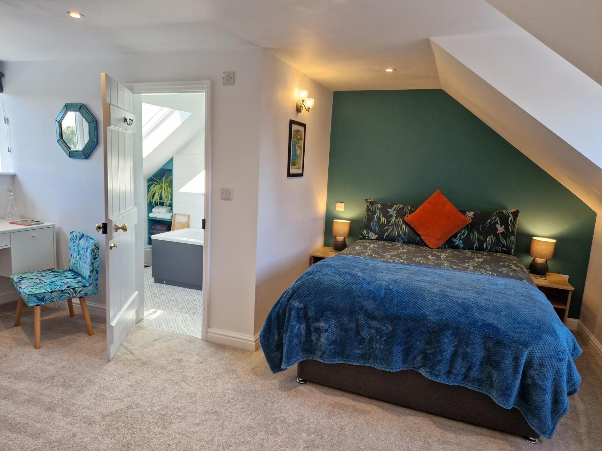 The Hideaway - Luxury Townhouse Villa แวร์แรม ภายนอก รูปภาพ